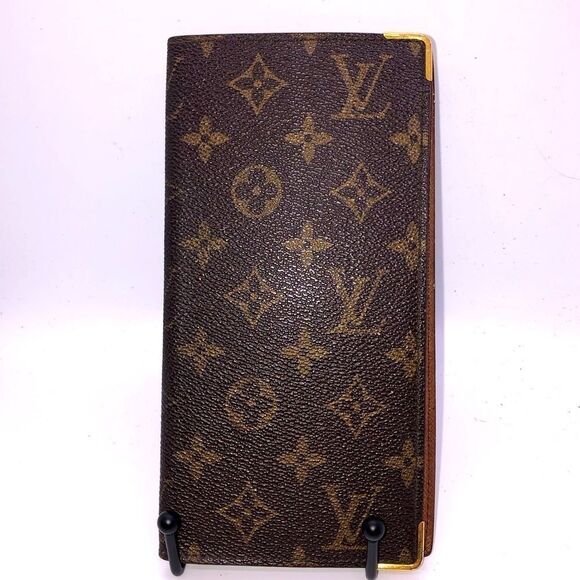 Louis Vuitton Bifold Wallet - Picture 1 of 7